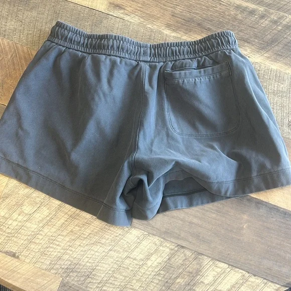 Athleta Faralon shorts - Picture 5 of 6